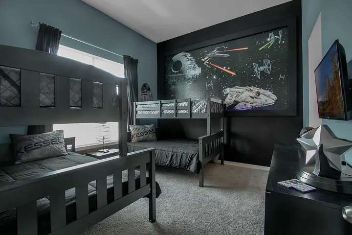 Dormitorio temático de Star Wars en una casa de Orlando